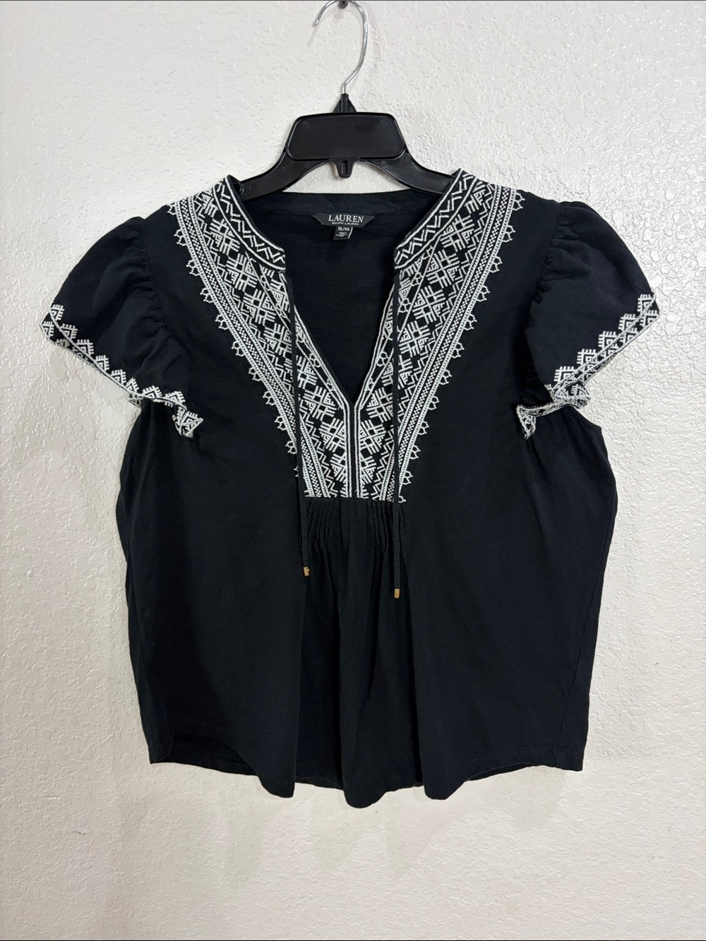 Lauren Ralph Lauren Black Top with White Embroidered Yoke,size XL - Picture 4 of 17